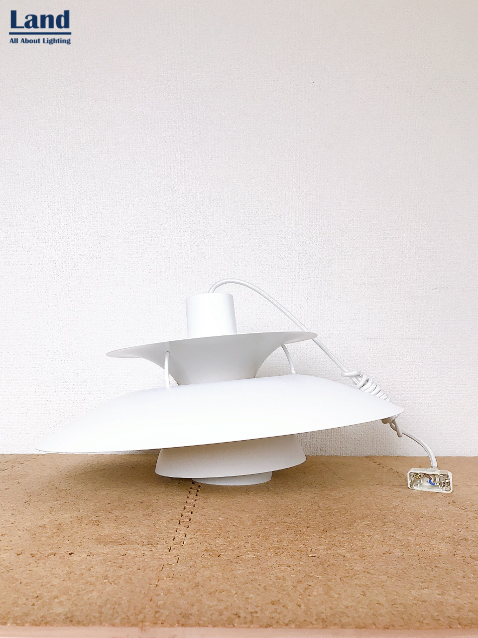 louis poulsen ﾙｲｽﾎﾟｰﾙｾﾝ PH5 ﾍﾟﾝﾀﾞﾝﾄﾗｲﾄ ※ｼｪｰﾄﾞ歪み有